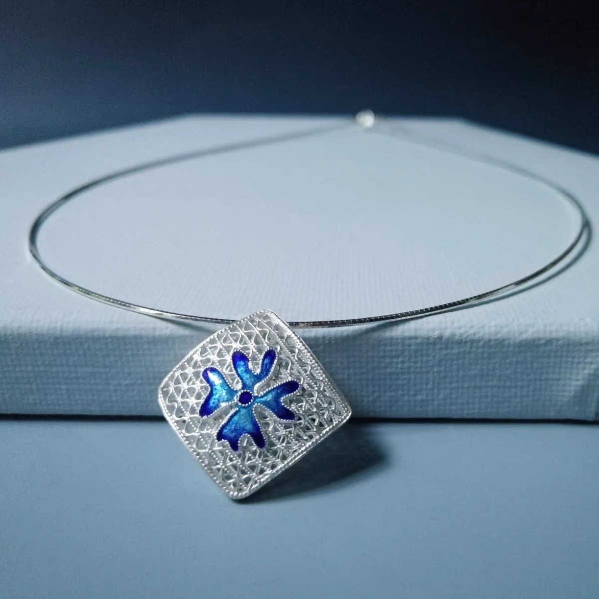 Blue Flower Silver Filigree Pendant Necklace - Jewelry & Accessories wholesale product photo