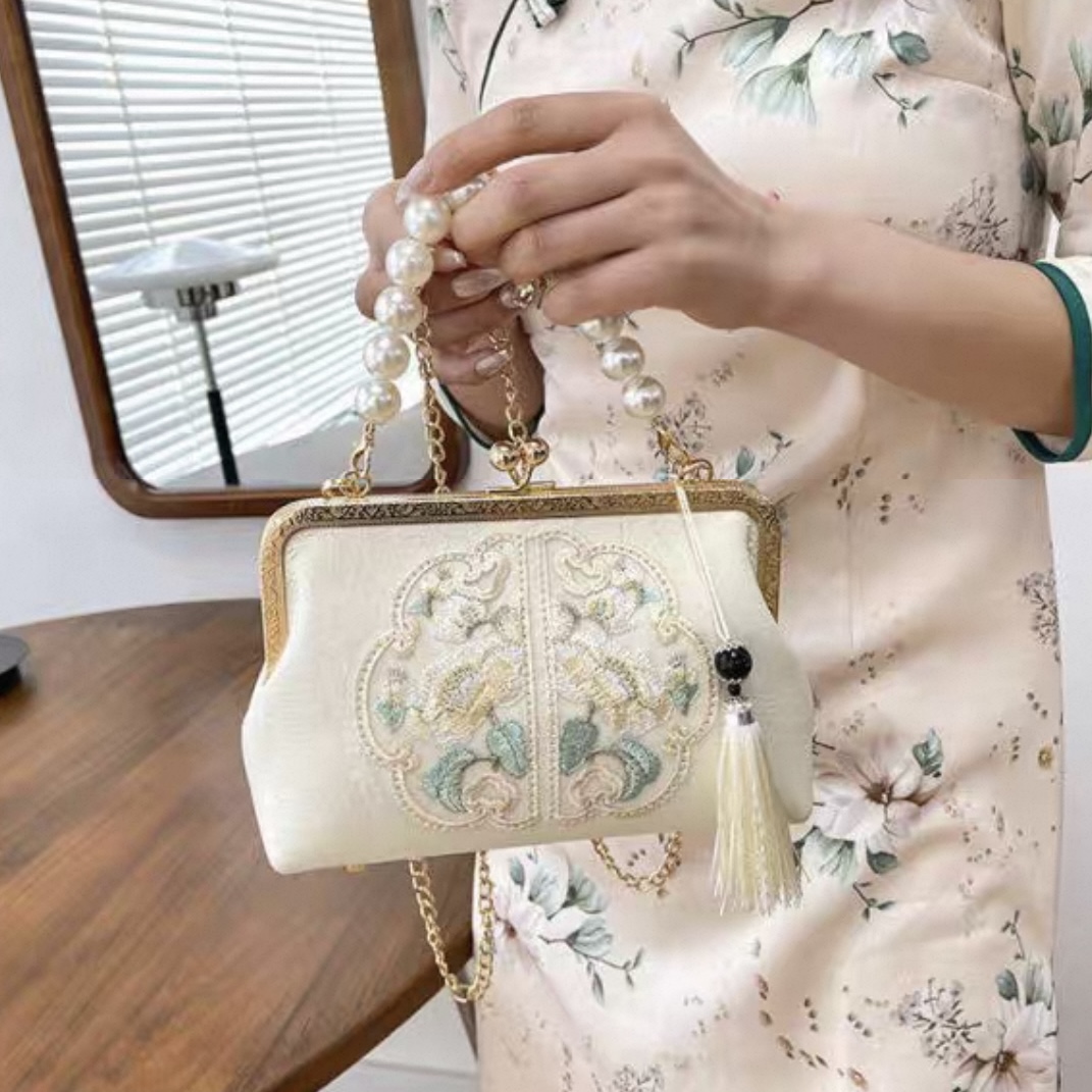 Floral Pearl Handle Embroidered Handbag - Embroidery wholesale product photo