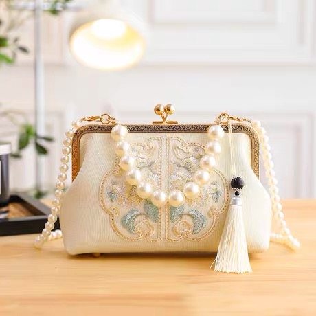 Floral Pearl Handle Embroidered Handbag thumbnail 7