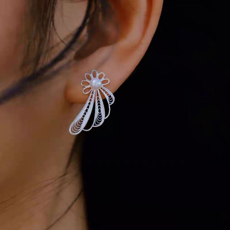 Ginkgo Fan Silver Filigree Earrings thumbnail 4